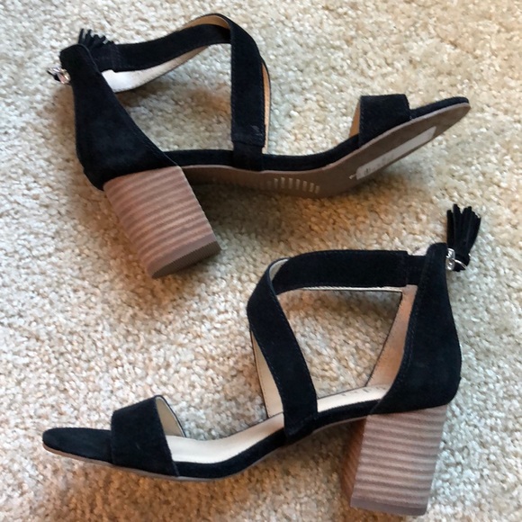 New Reba Quicker black suede tassel sandal shoe zipper size 6 suede block heel - Picture 5 of 7